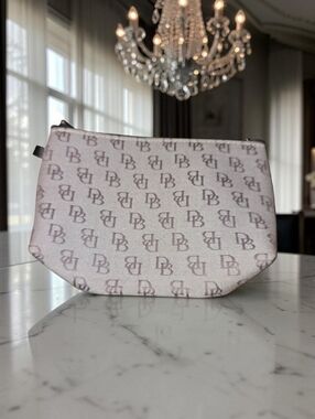 Dooney & Bourke Monogram Cosmetic Pouch DB Logo Zip Makeup Bag Beige Brown